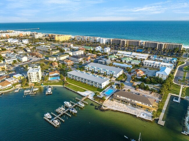 Photo - Luxury 3 Bedroom Townhouse on Okaloosa Island!