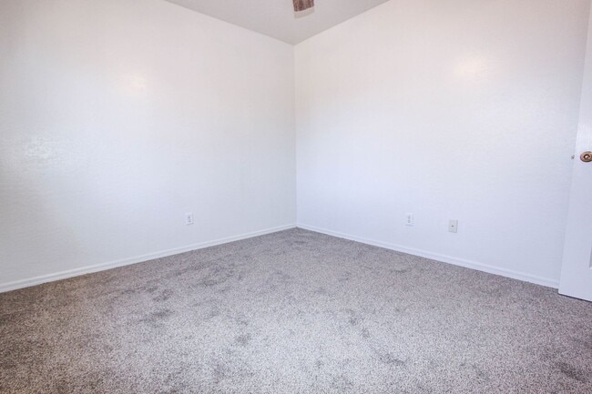 Photo - 3200 N Greg Dr Unit #B