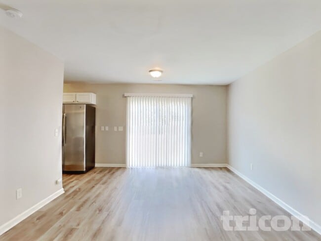 Photo - 175 Chesterbrook Ln House