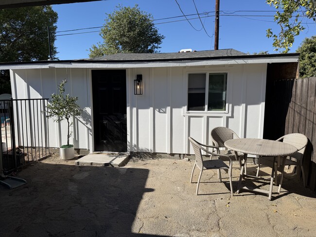 Building Photo - 8119 McNulty Ave