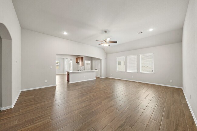 Photo - 6010 Kolle Dr