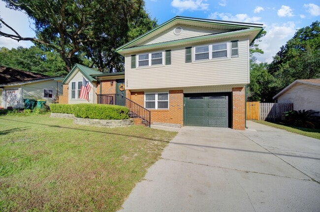 Photo - 1024 Juniper Ave