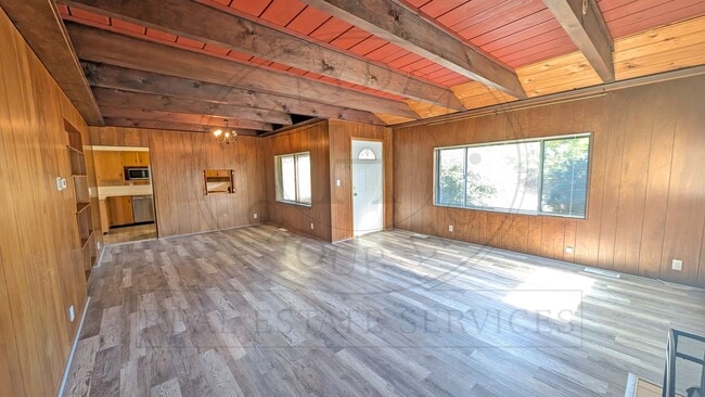 13235 NW Pumpkin Ridge Rd