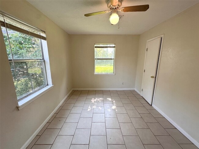 Photo - 2514 Avenue B