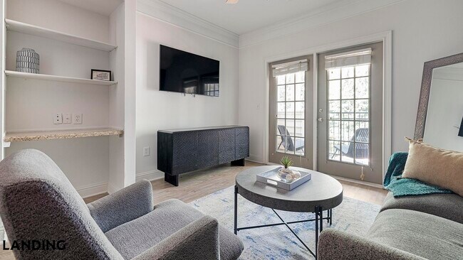 925 Canterbury Rd NE Unit 01-0111