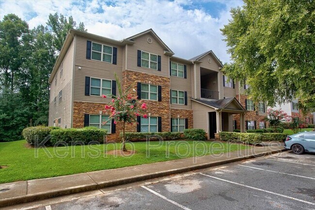 Photo - 5302 Fairington Club Dr