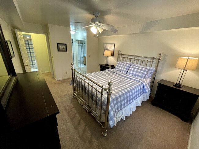 Photo - 1306a Summit Ave Unit ID1253103P