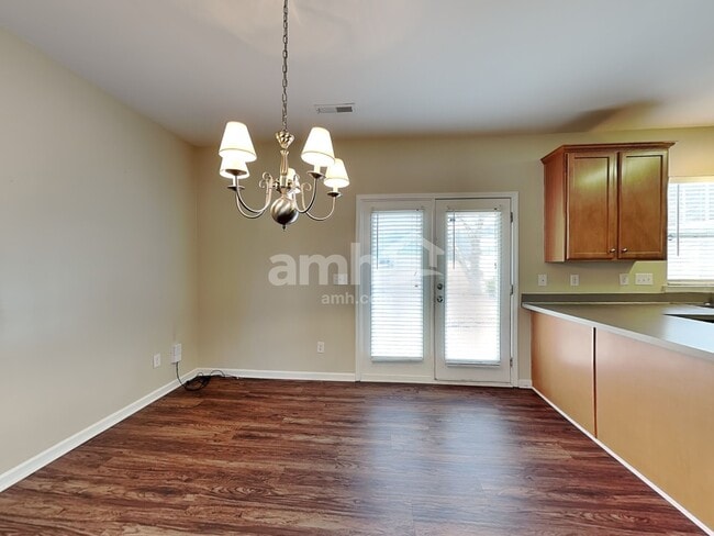 Photo - 13644 Swinton Rd