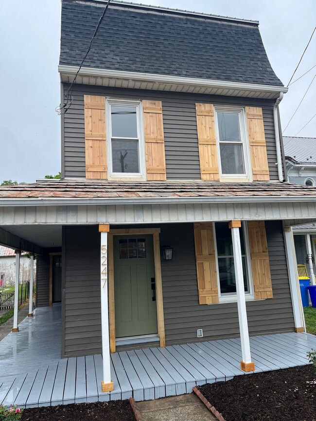 Building Photo - 5247 Lincoln Hwy
