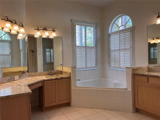 Photo - 12516 Leatherleaf Dr