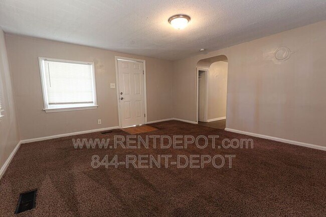 Photo - 2608 N Elsas Ave