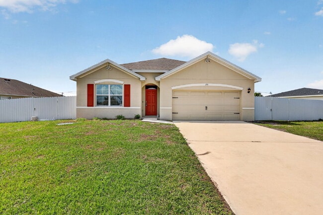 Building Photo - Renovated 4 Beds 2 Baths Single Family on Over a QTR Acre lot | Huge Yard