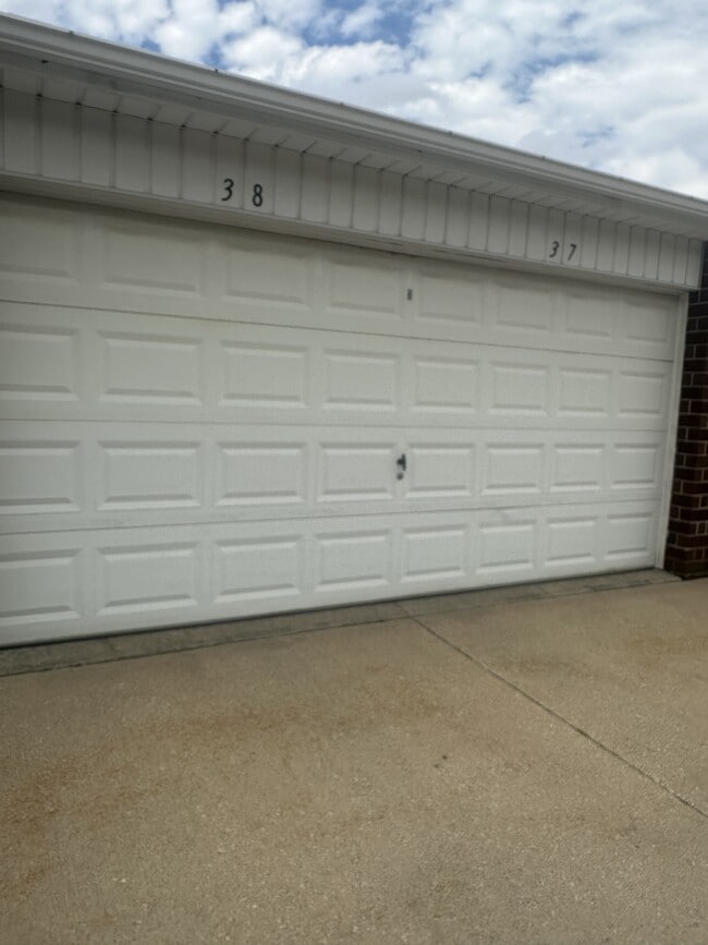 Photo - 1150 Tollis Pkwy