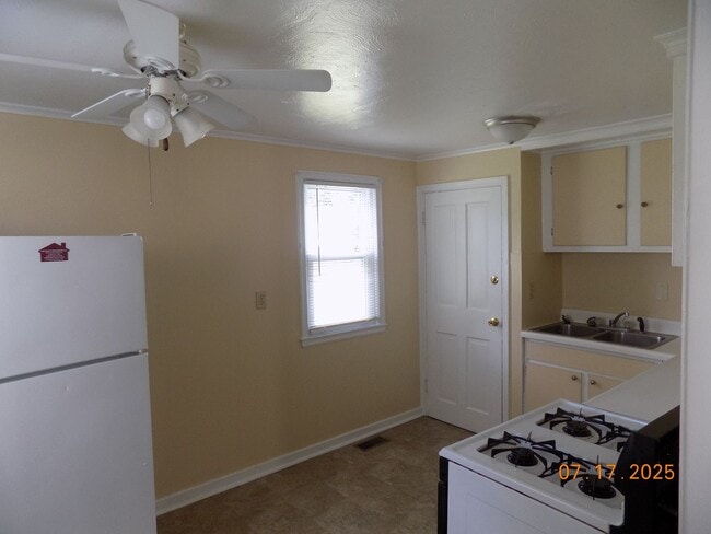 Photo - 455 Ralph St Unidad A