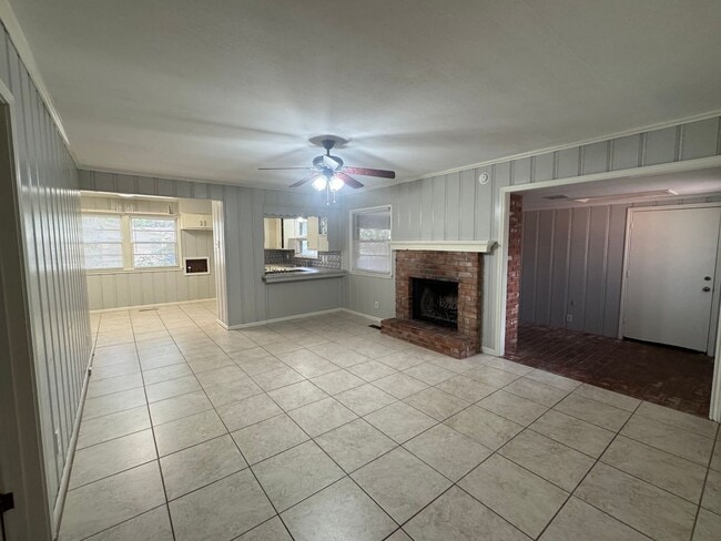 Photo - Charming 3 Bedroom near Lake Waco