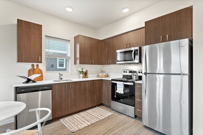 Verda Crossing | Two Bedroom Kitchen