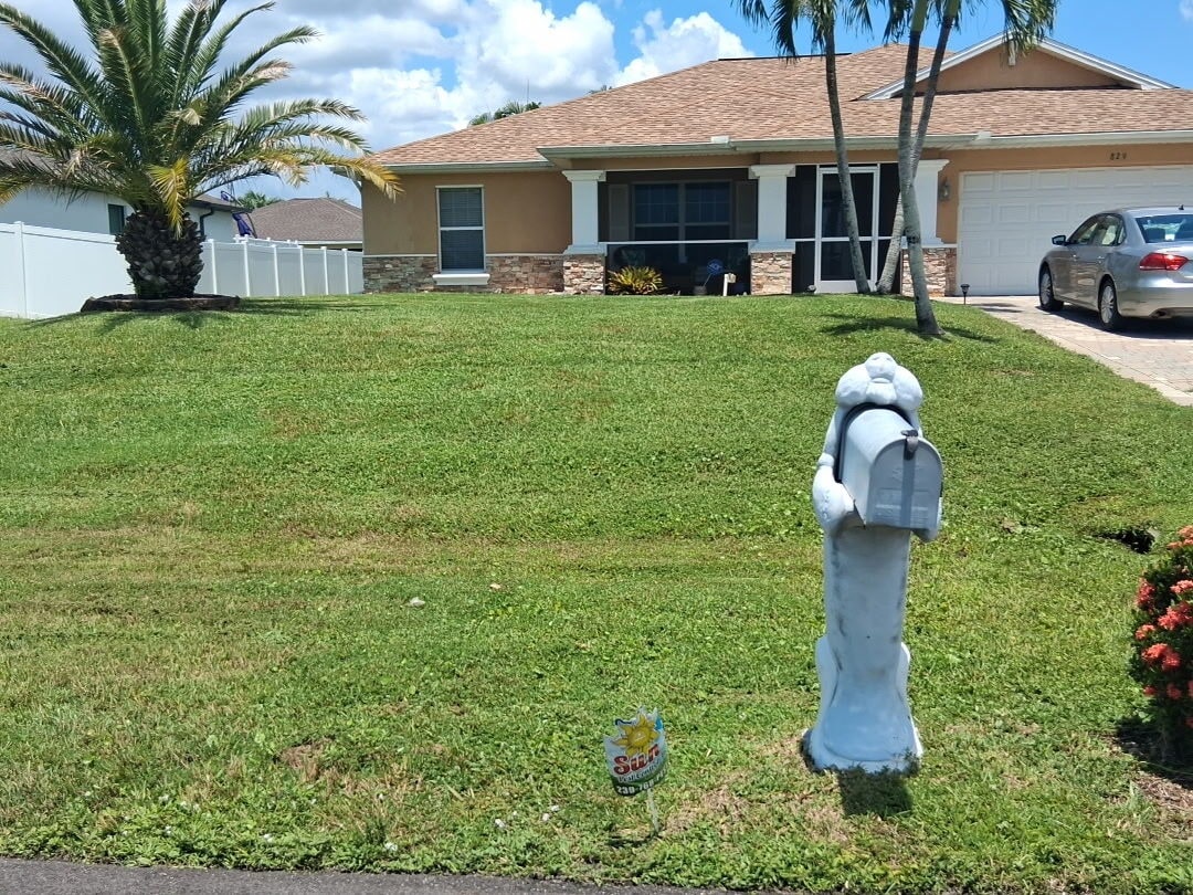 Photo - 829 SW 37th Ter