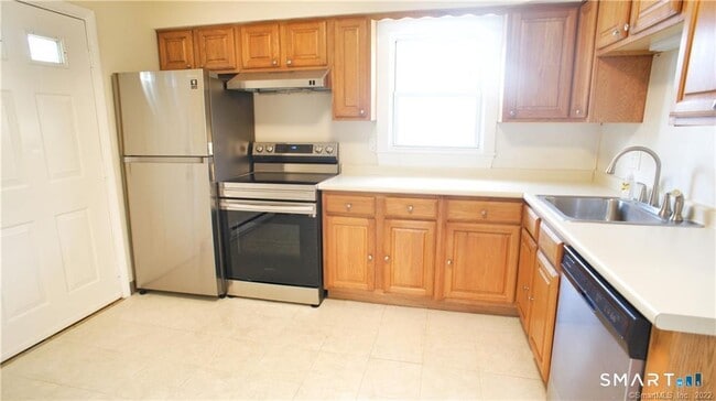 Photo - 37 Ferris Ave Unit 16