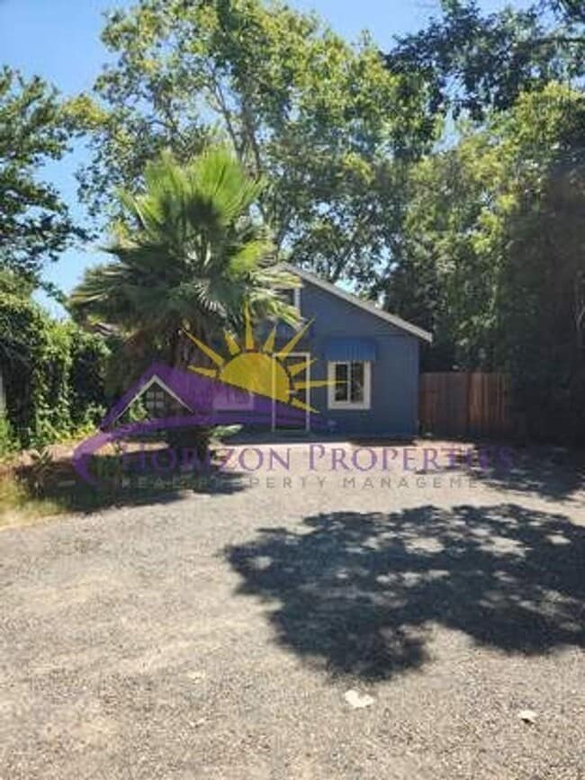 Photo - Remodeled 3 Bed 2 Bath 1,050 Sq Ft Oak Park Home
