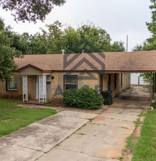 316 E Harmon Dr