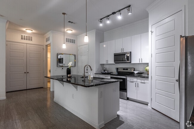 B1 2BR, 2BA - 1,051SF - Kitchen