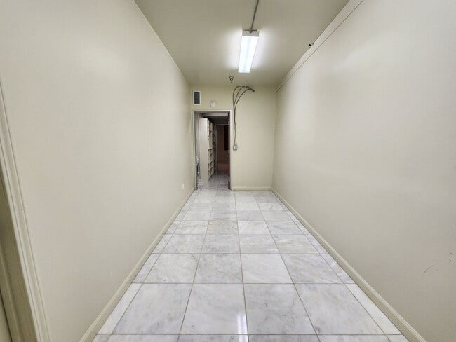 Photo - 120 I St Unit 1