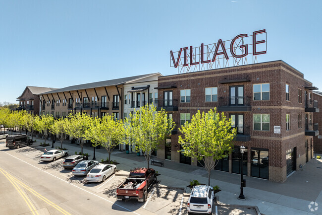 Building Photo - Village of Rowlett Rental