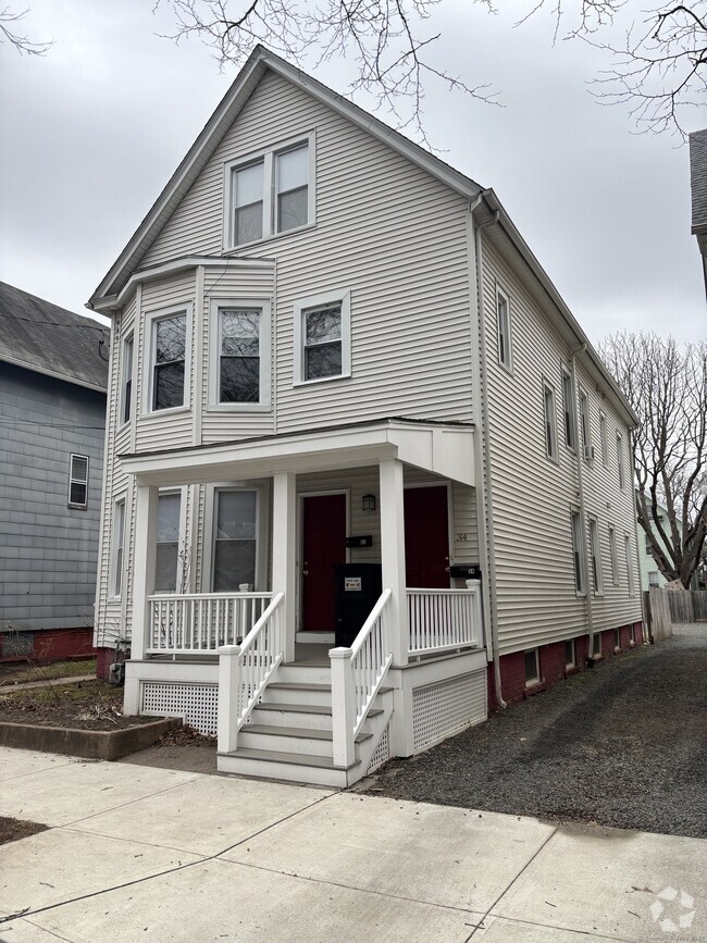 Building Photo - 32 Mechanic St Rental