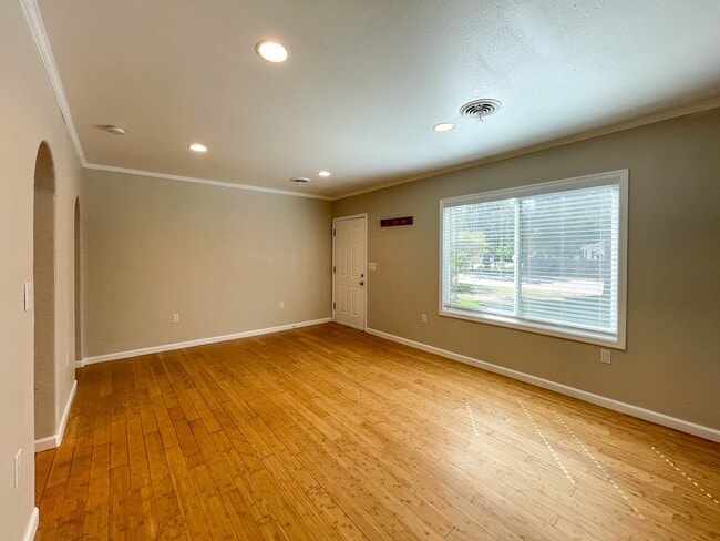 Photo - 2928 S Leadville Ave