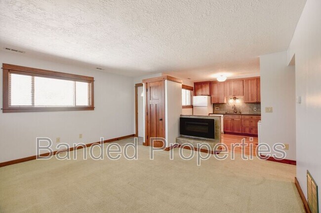 Photo - 5800 Main Point Blvd