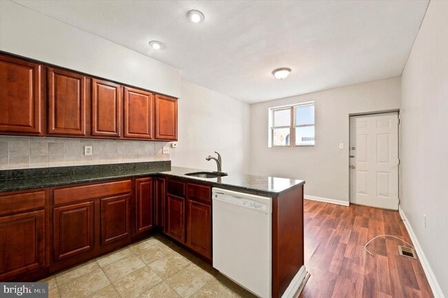 Photo - 1241 S 8th St