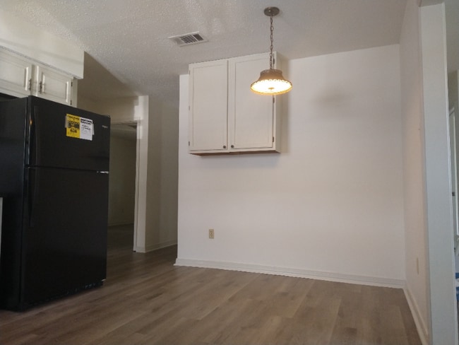 Photo - 6204 Mitchell Ave Unit 6204