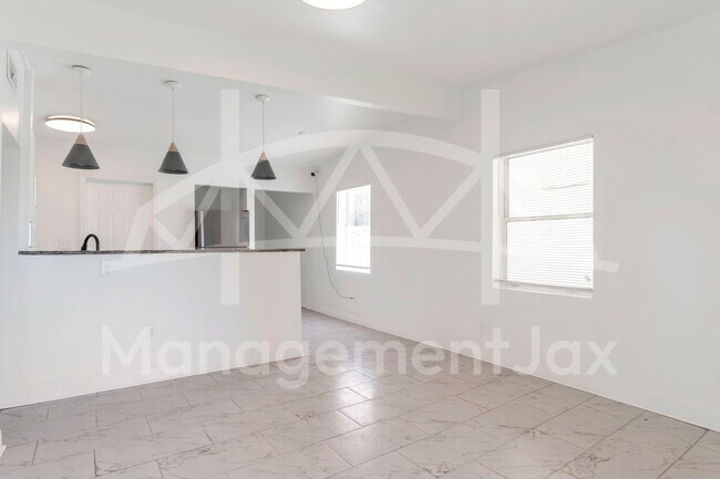 Photo - 3622 Ardisia Rd