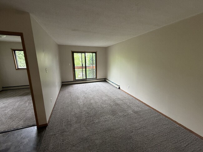 Photo - 5013 50 St Unit 206