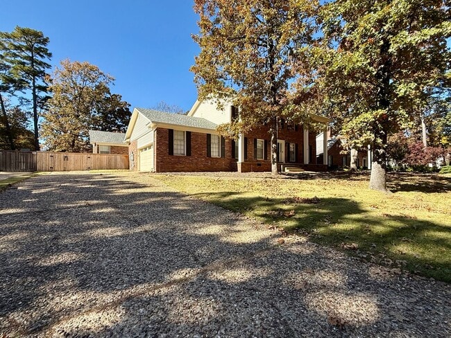 Photo - 130 Valley Club Cir