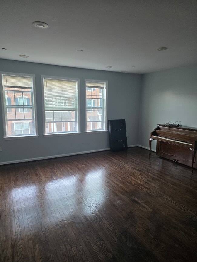 Photo - 4407 Driftwood Dr