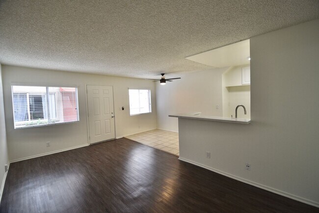 Photo - 21350 Unit 105