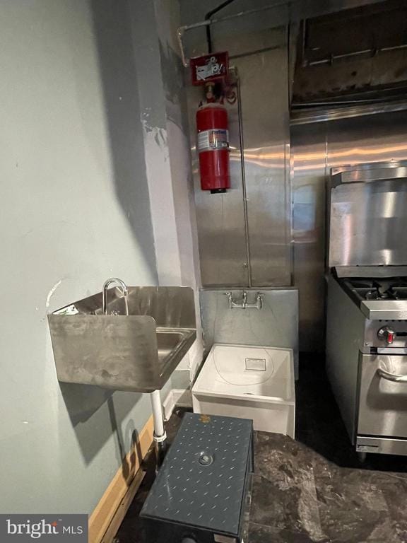 Photo - 190 W Lehigh Ave