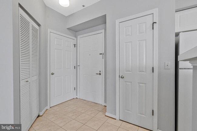 Photo - 1625 International Dr Unit 321