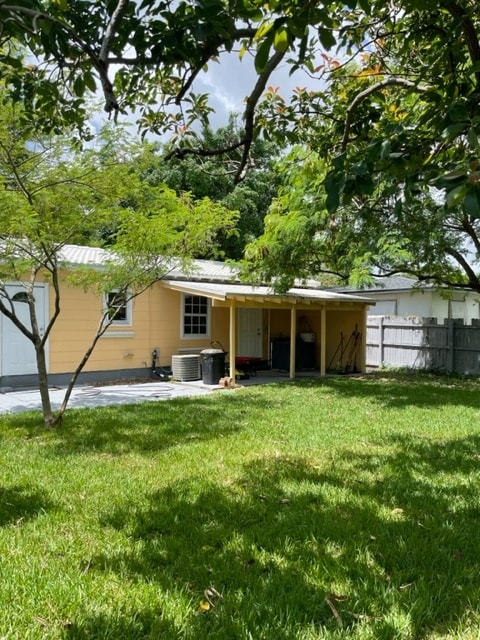 Photo - 2435 Grant St