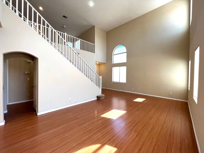 Photo - 4823 Celsion Rock St