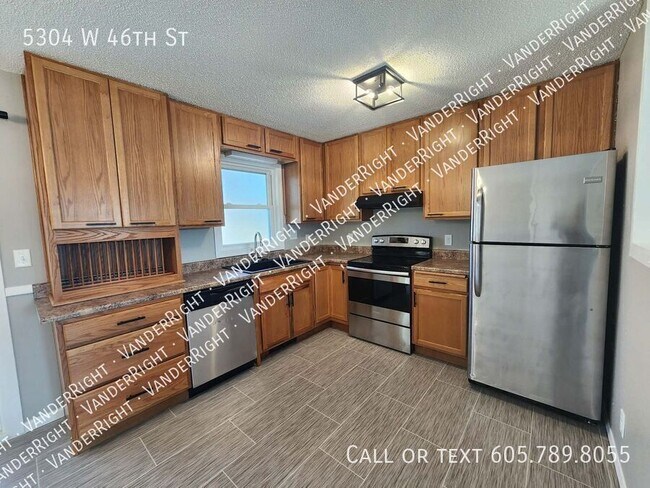 Photo - 5304 W 46th St