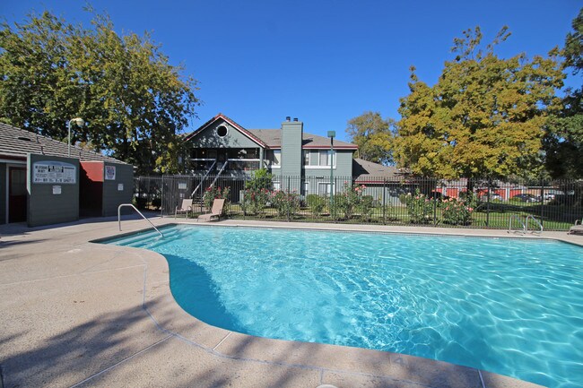 Apartments For Rent In Lodi Ca Forrent Photo Lakes Gardens