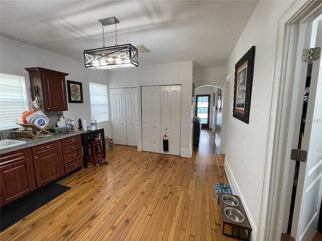 Photo - 2312 E 9th Ave