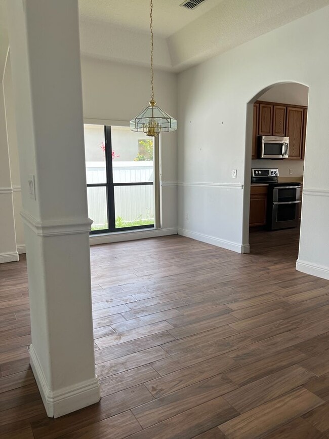 Photo - Dr Phillips area 3 bedroom 2.5  Bath Home With Bonus room