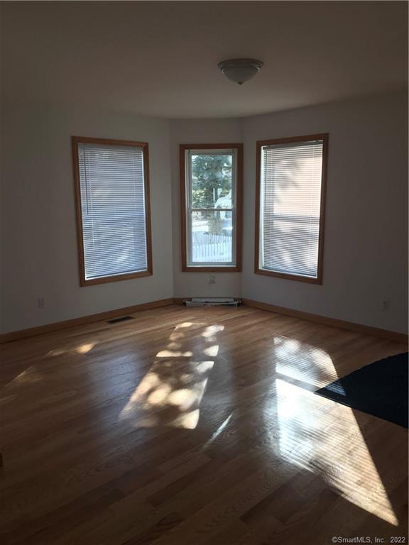 Photo - 32 Cambridge Ave