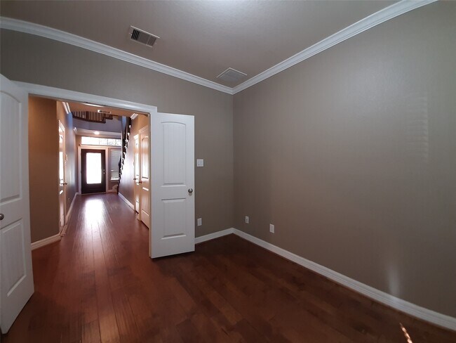 Photo - 1422 Upland Orchard Dr