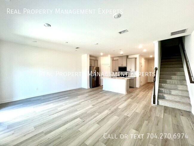 Photo - 8029 Hidden Spgs Trl