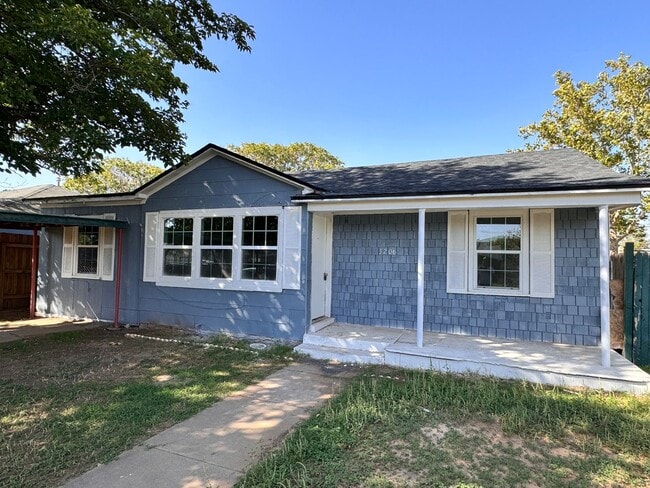 Photo - New remodeled 3 bed 1 bath available now