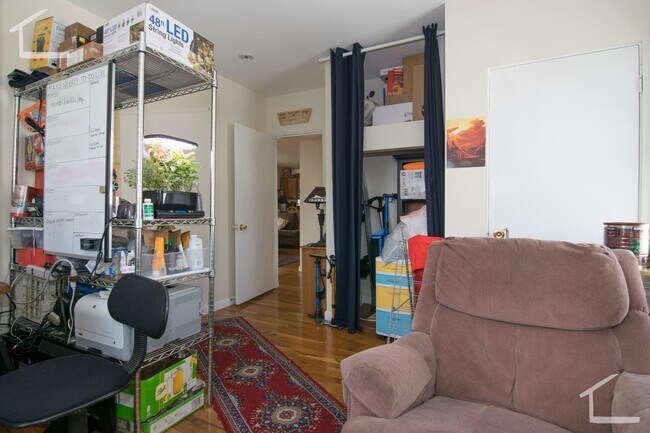 Photo - 216 Arlington St Unit 2